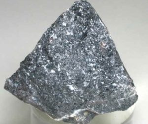 chromite ore-394x347
